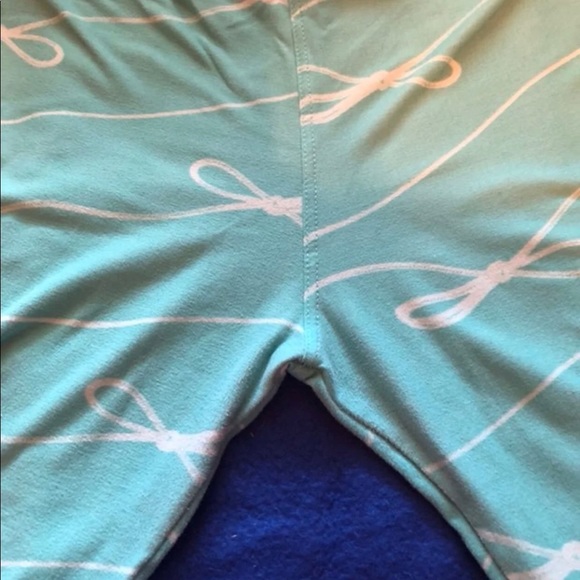 Lularoe Tween leggings - Picture 4 of 4